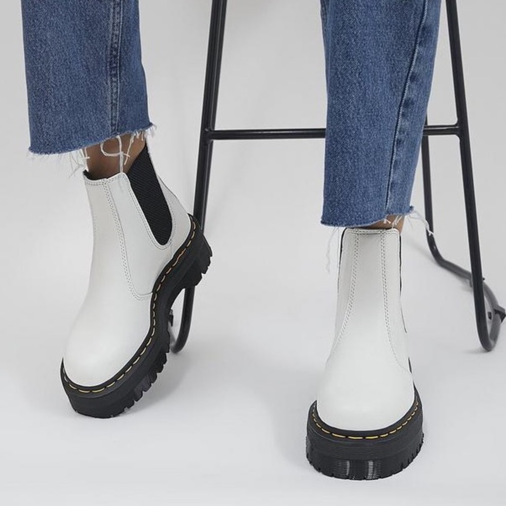 NWT! DR. MARTENS Quad Platform Womens White Chelsea Boots